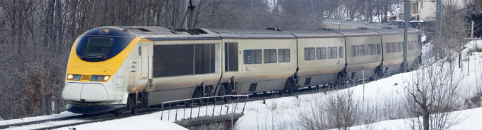 sncf train in snow