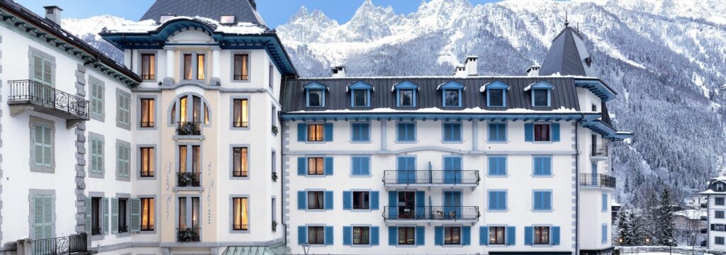 1696348079 grandhotel12